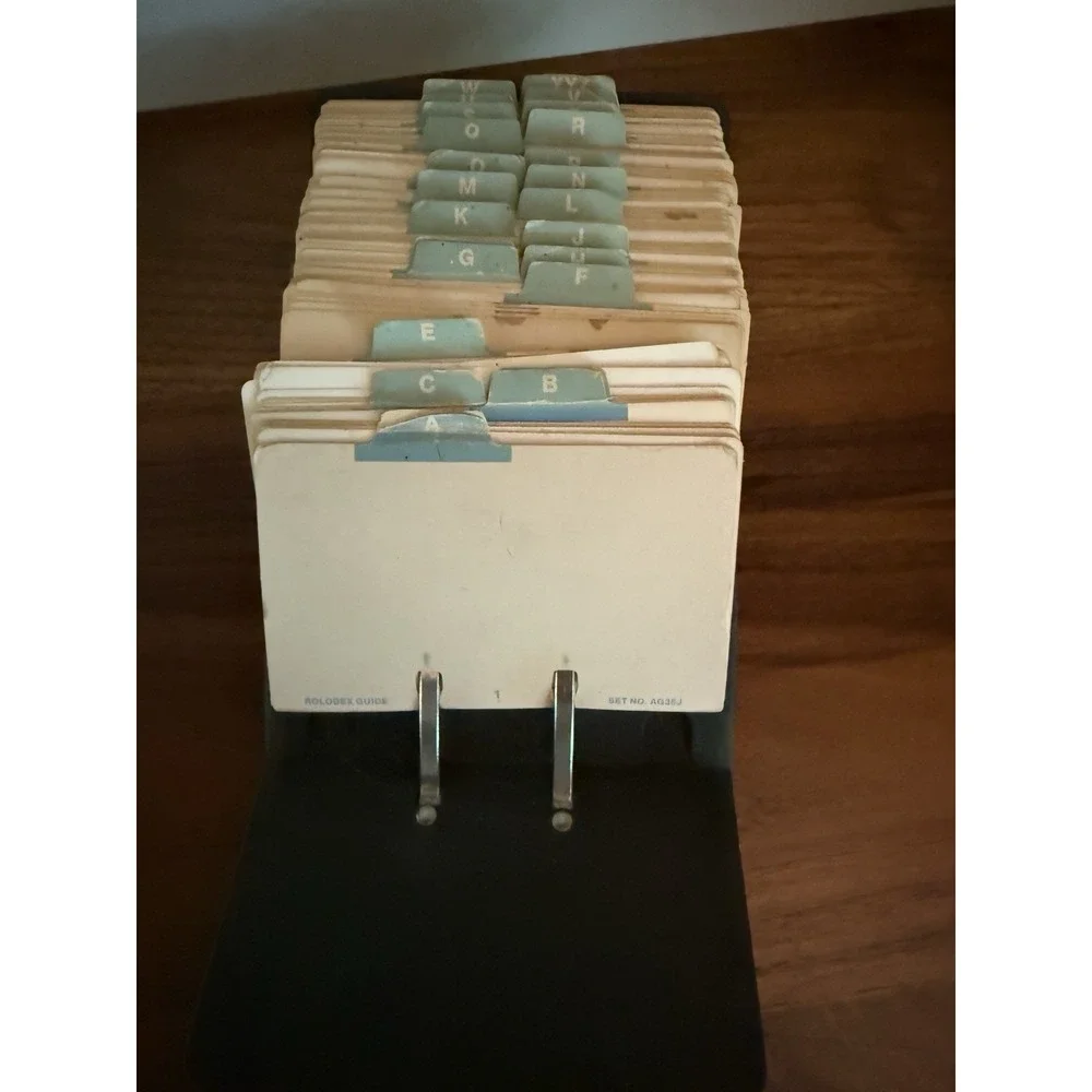 Rolodex V-File Vintage Model V535 Complete with UNUSED Files